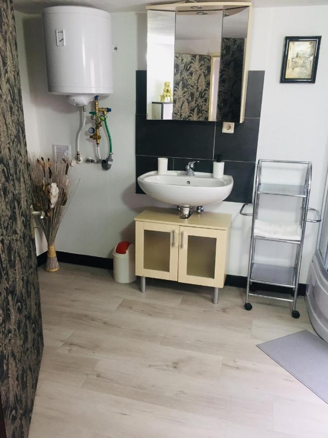 Monteurwohnung, 2 Zimmer, Kueche,Bad Staufenberg  Eksteriør bilde